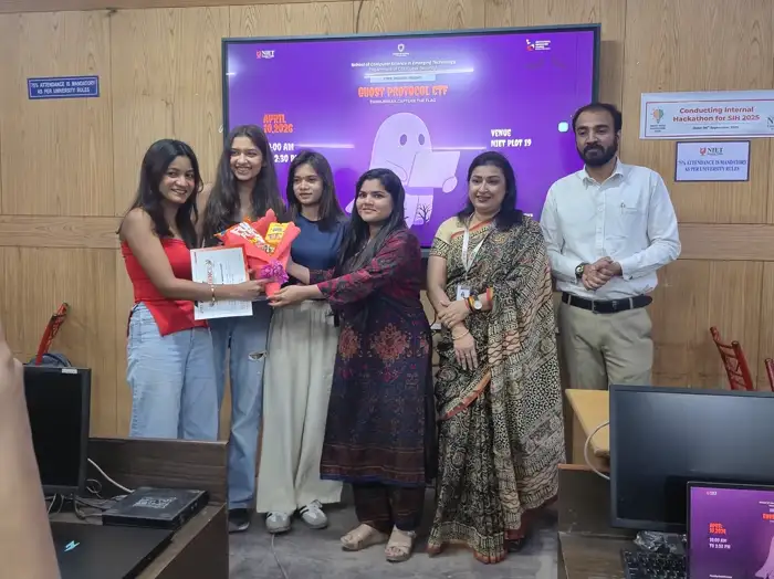Award winners grouped with the organizers